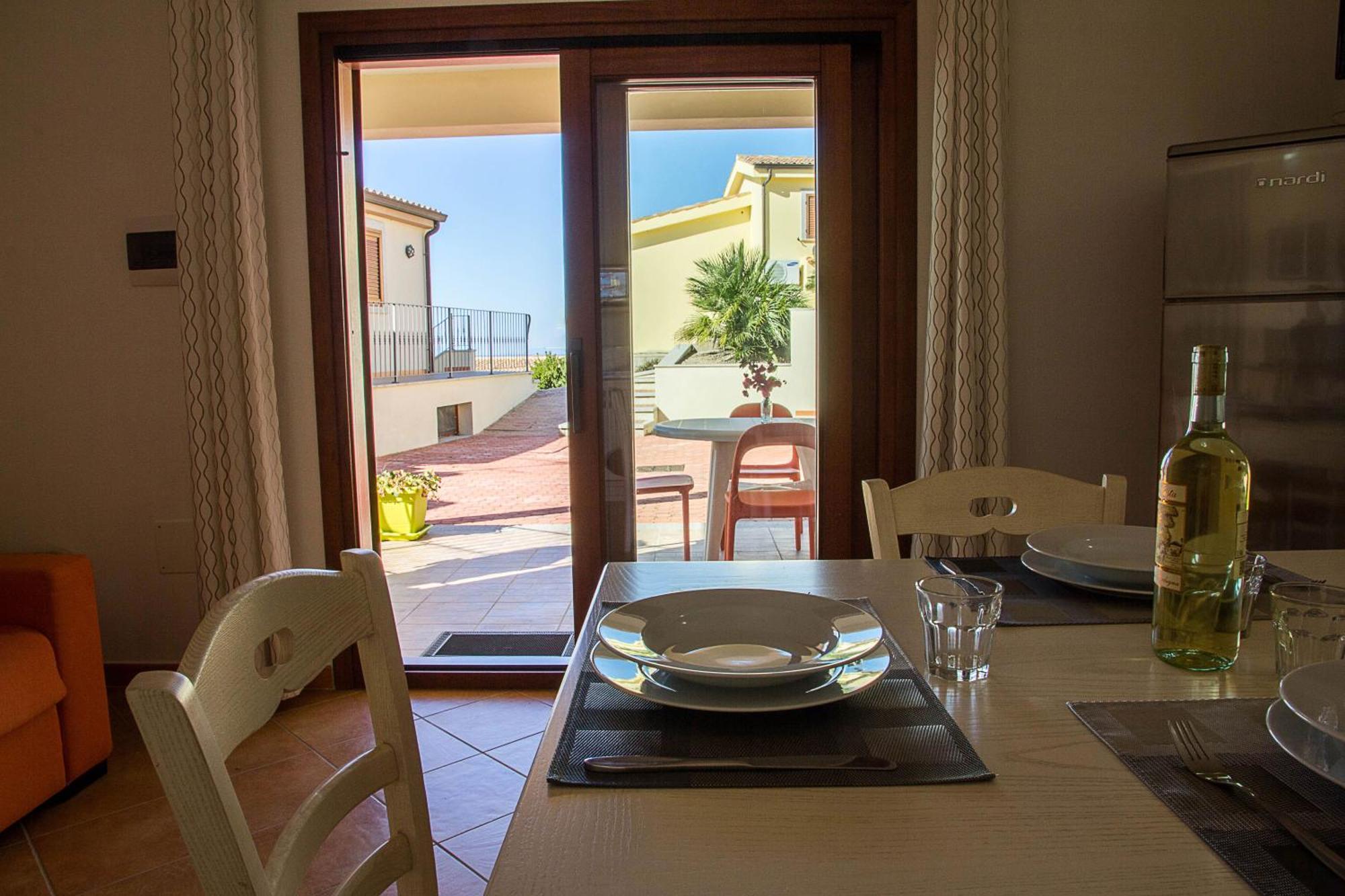 Gf Apartments Li Seddi Badesi Exterior photo